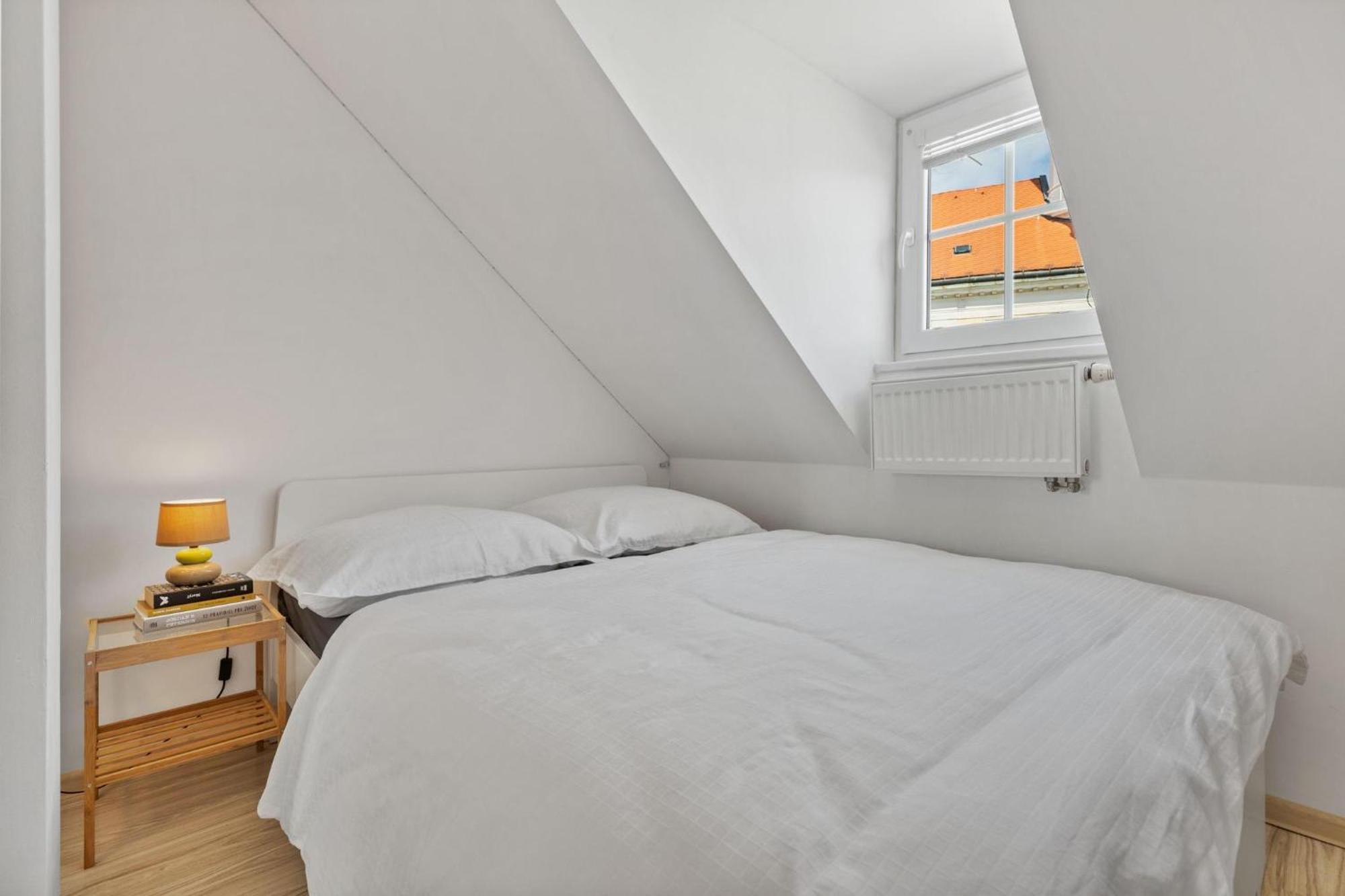Apple Apartment Pozsony Kültér fotó